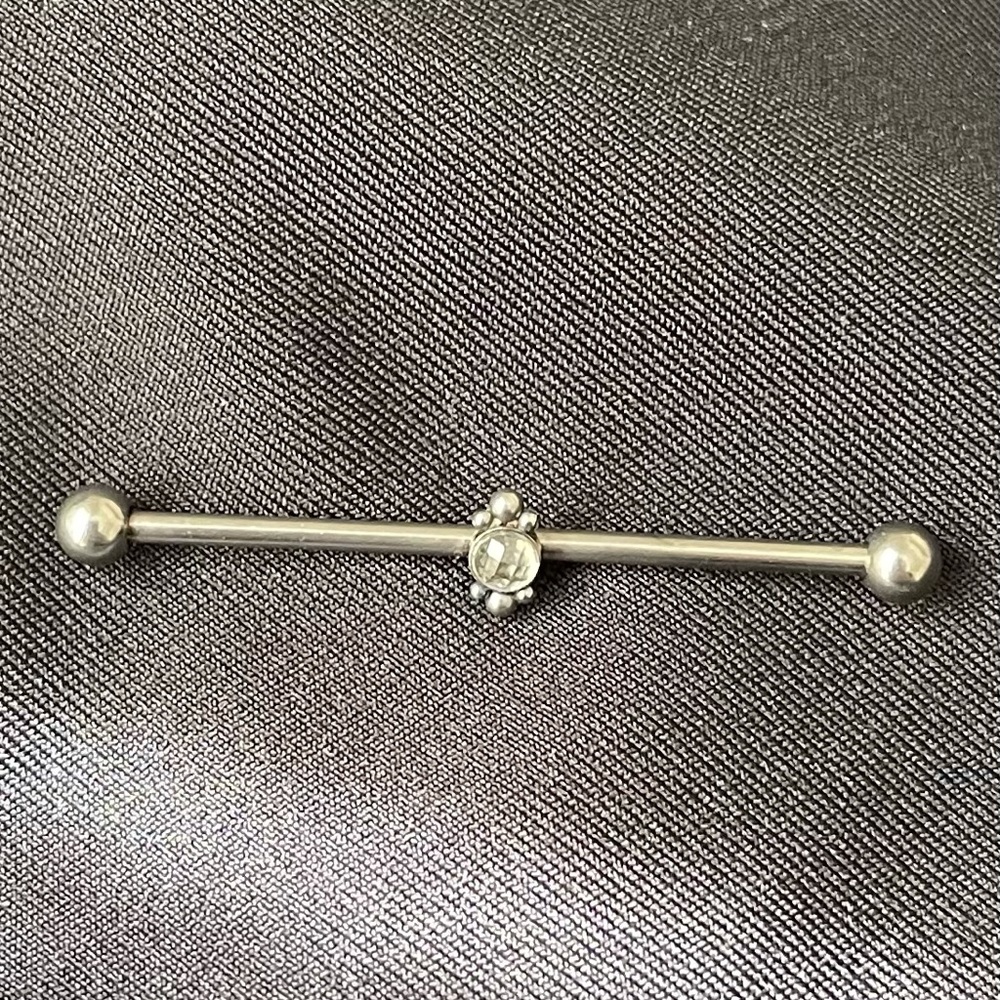 2/30$! Surgical steel 35mm industrial barbel